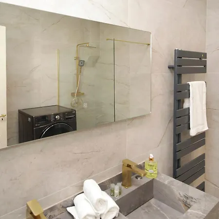 Le Lynx Haussmanien Confort, Climatise Avec Parking Prive, A Deux Pas Du Centre דירה קולמר